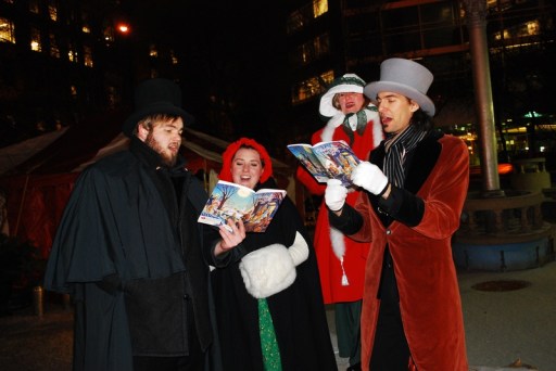 dickensen carollers 2