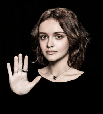 Olivia Cooke for the "Save the Children" campaign 