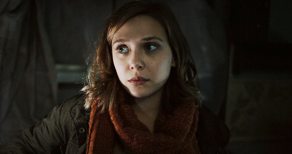 Avengers-2-Elizabeth-Olsen-Scarlet-Witch-powers