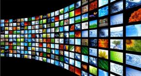 TV-screen-wall_2