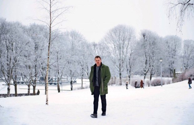 MV5BZTYzOGFlZTAtN2E0Ni00MjZjLTg5MzUtMThjNjNkMTM5YTA2L2ltYWdlXkEyXkFqcGdeQXVyNjEwNTM2Mzc@._V1_