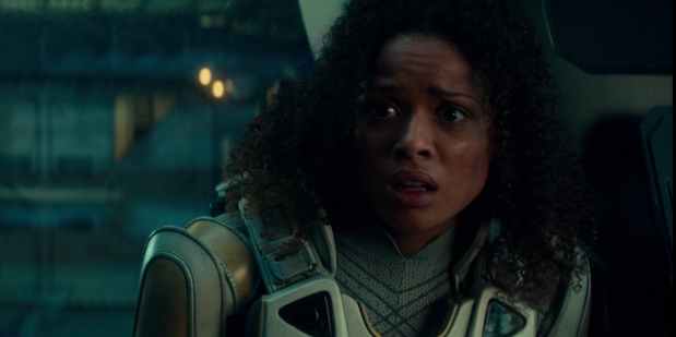 The-Cloverfield-Paradox-Ending-Gugu-Mbatha-Raw