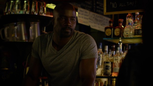 Marvel's_Jessica_Jones_Season_1_3