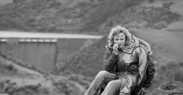 BlackMirror_S4_MetalHead_00317_V1