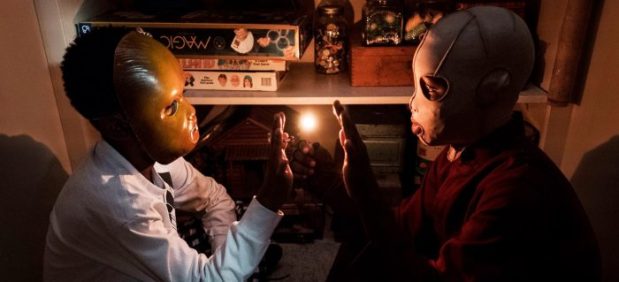 jordanpeele-us-boys-room-light-700x319